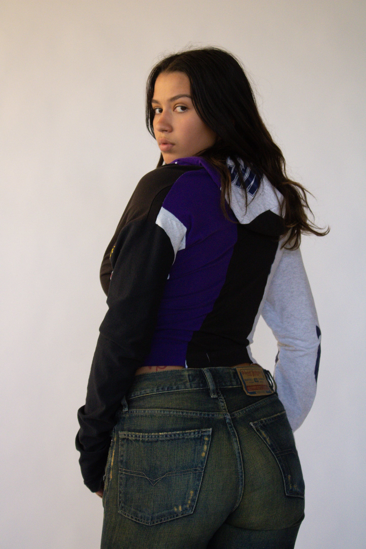 1/1 HofR Season 003 Runway T-shirt Zip