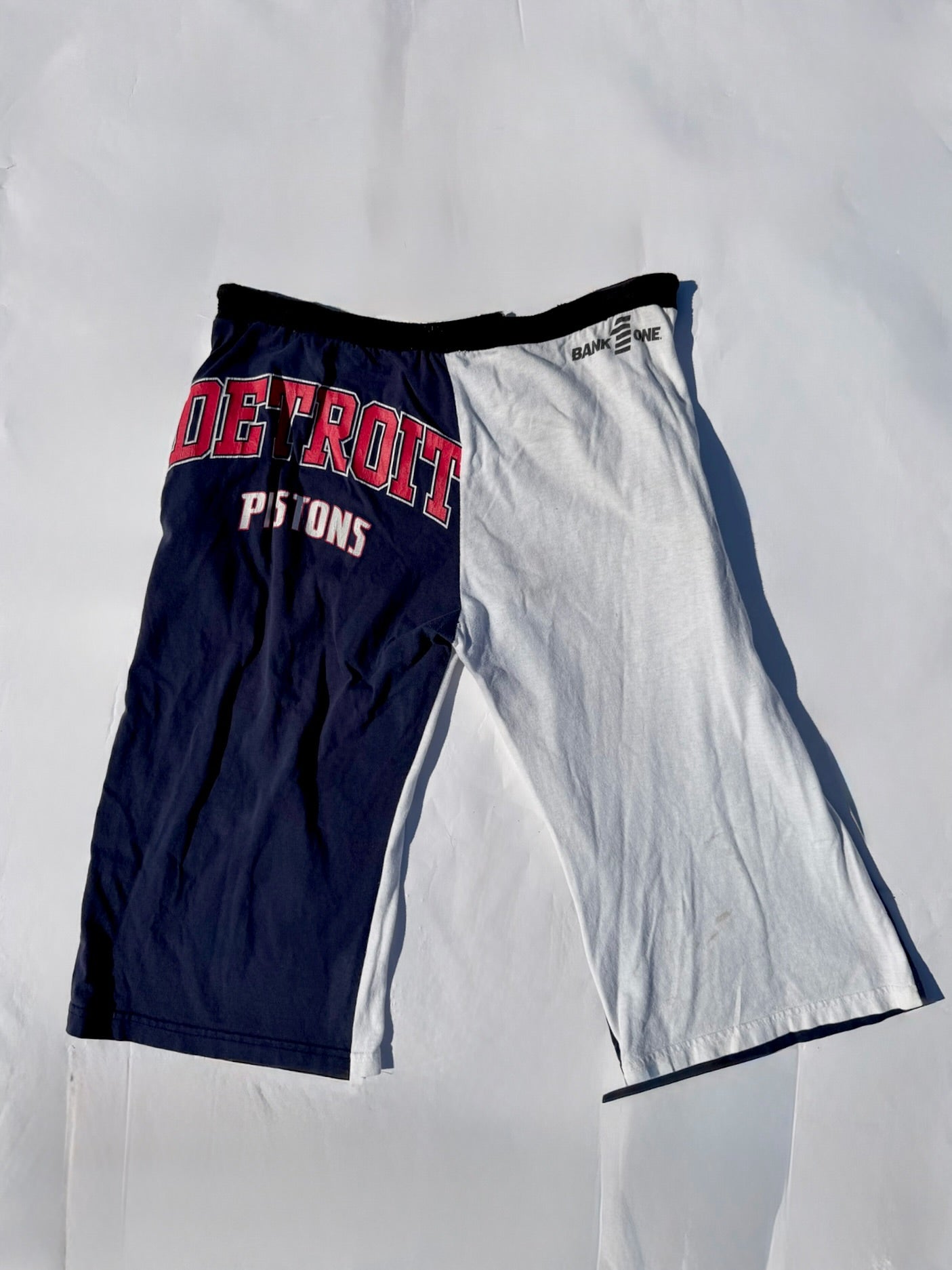 Pistons T-shorts