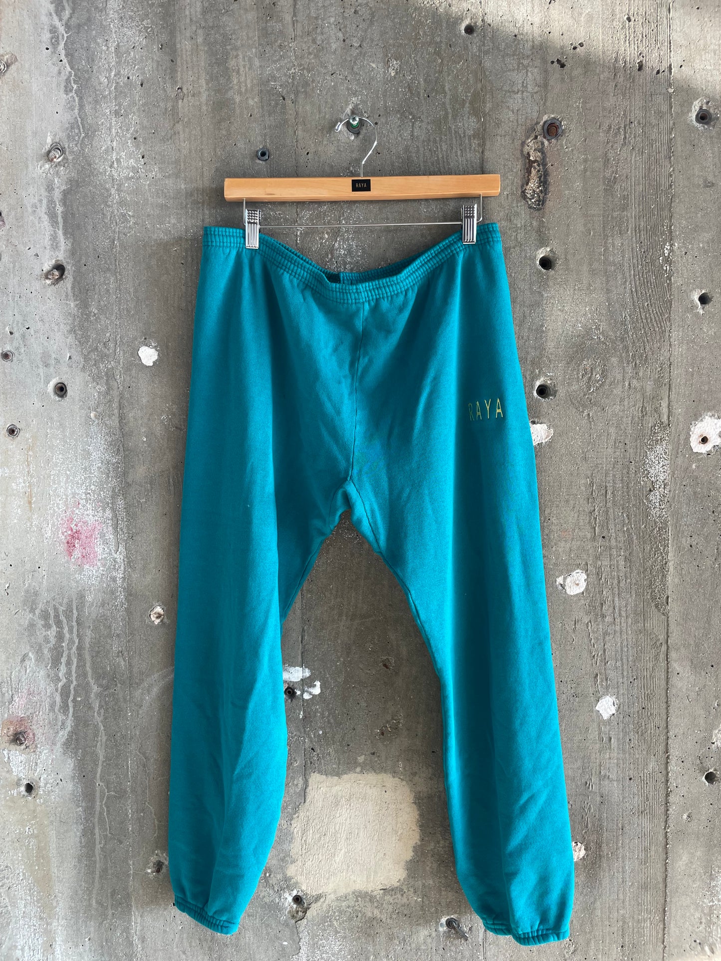 RAYA Vintage Jogger