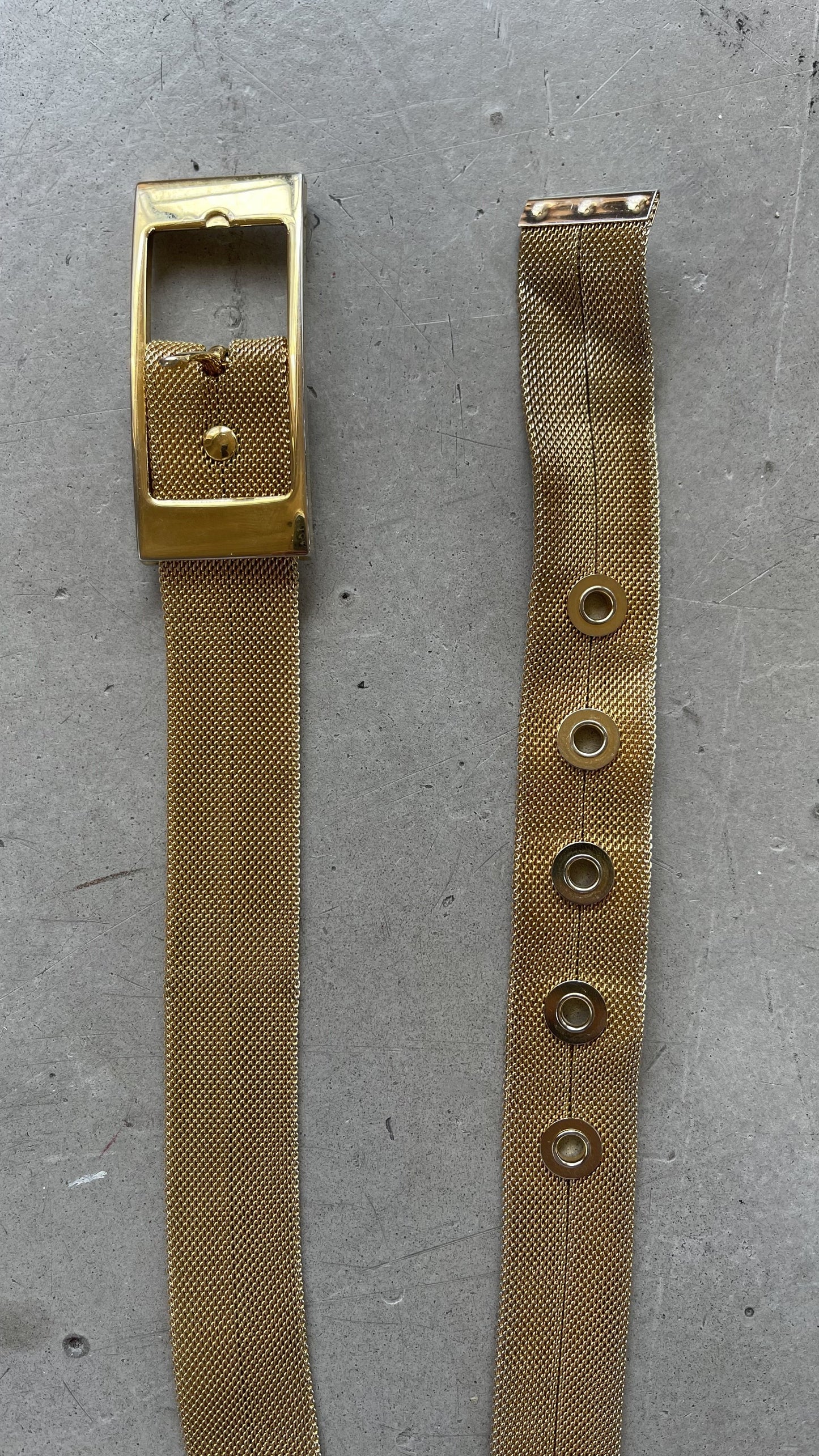 Sleek Gold Belt