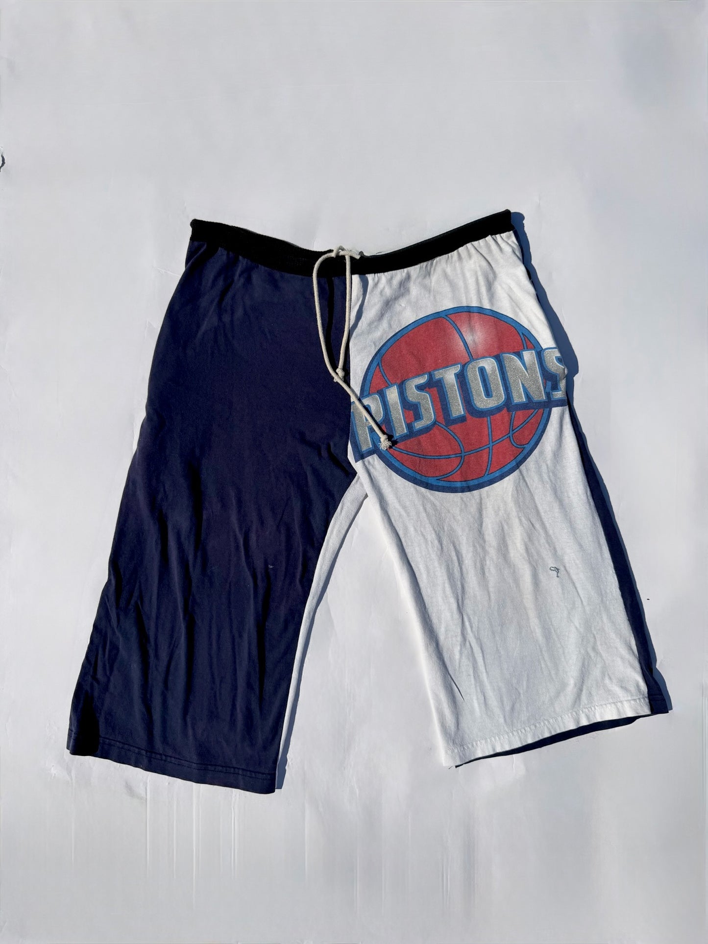 Pistons T-shorts